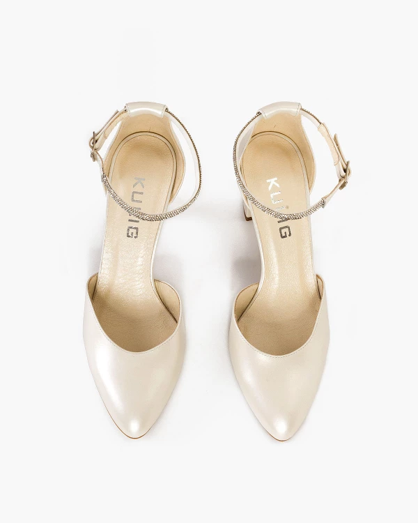 Perłowe sandały damskie skórzane na słupku 3