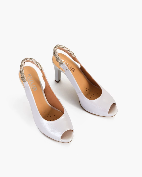 Perłowe sandały damskie skórzane na szpilce 3