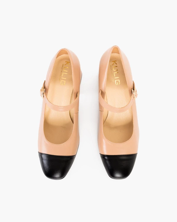 Beżowe półbuty damskie skórzane na obcasie 3