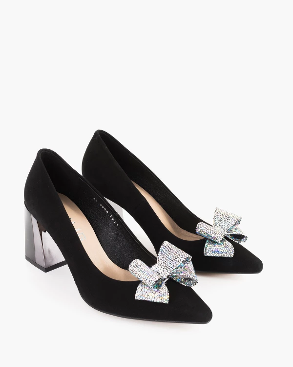 Holograficzne kokardki do butów 2