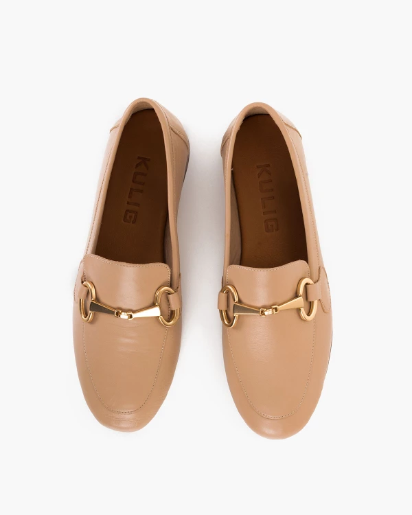 Ciemnobeżowe mokasyny damskie skórzane z klamrą 3