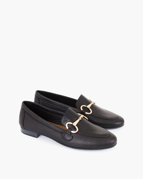 Czarne mokasyny damskie skórzane z klamrą 2