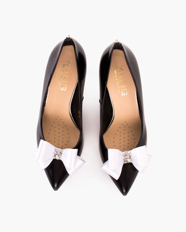 Białe kokardki do butów 3