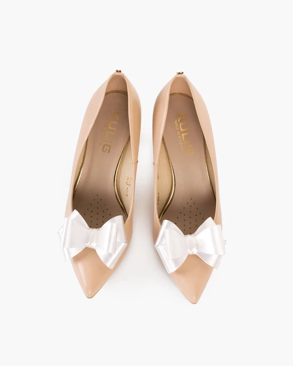 Białe kokardy do butów 3