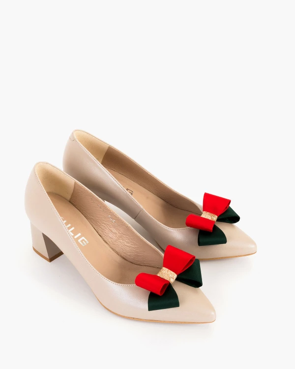 Czerwono-zielone kokardki do butów 2