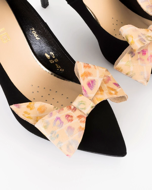 Wielokolorowe kokardy do butów