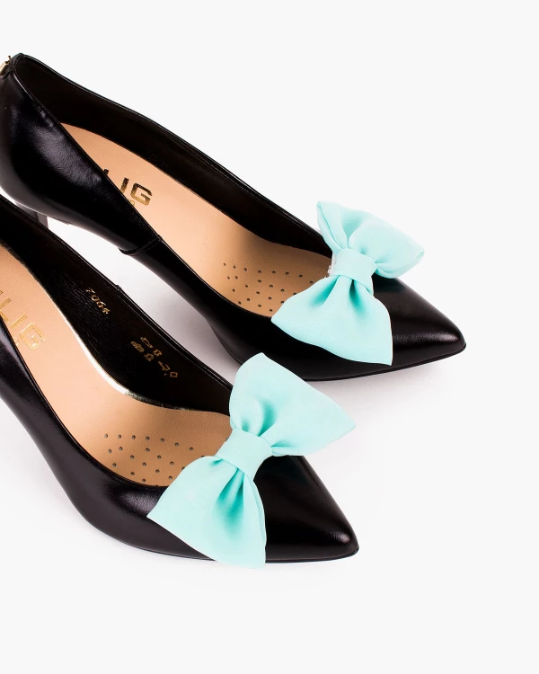 Miętowe kokardki do butów