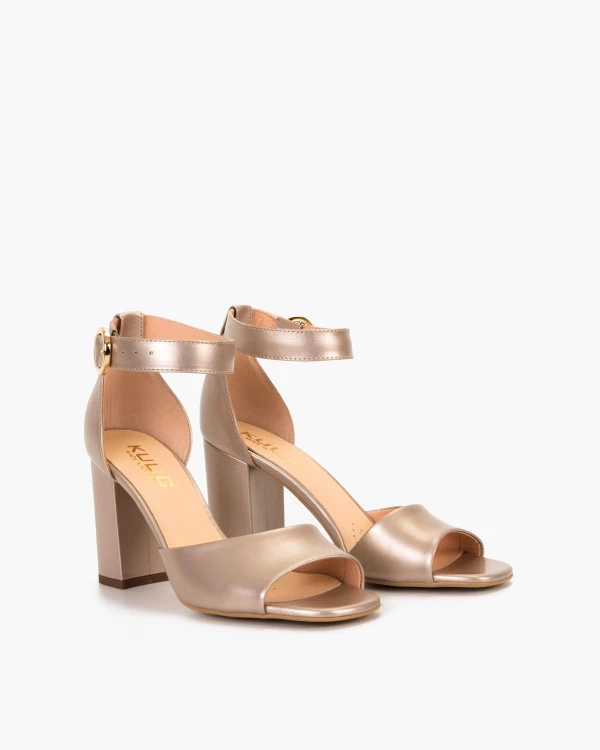 Złote sandały damskie skórzane na słupku 2