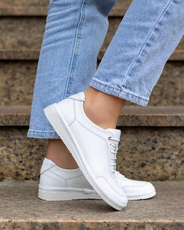 Białe półbuty sportowe damskie ze skóry licowej 2