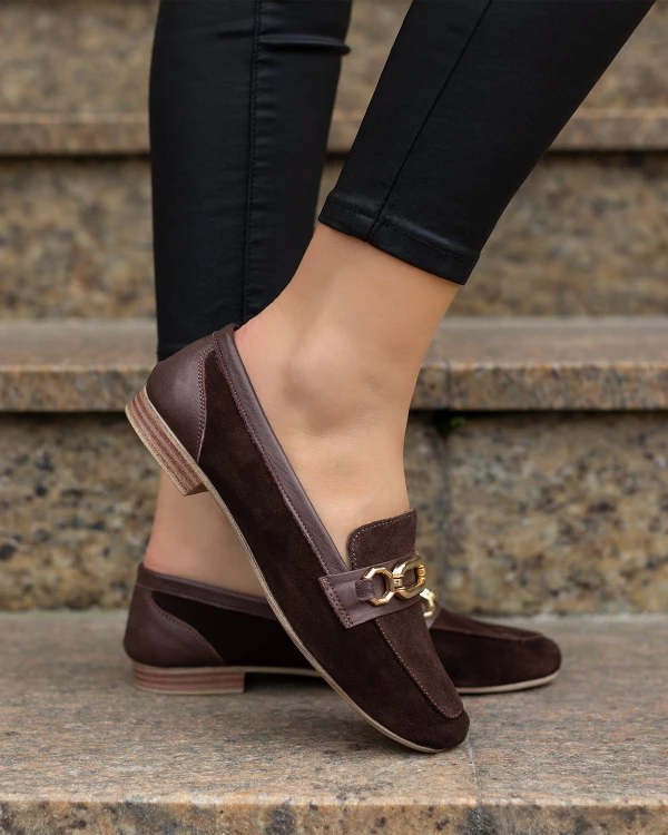 Czekoladowe mokasyny damskie z naturalnej skóry zamszowej 2