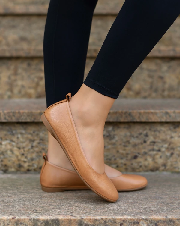 Rude baleriny damskie skórzane na niskim obcasie 2