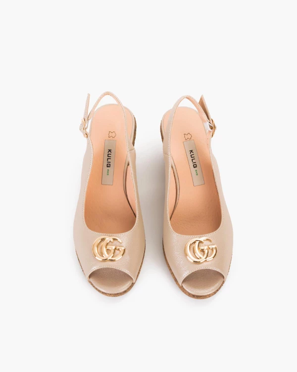 Złote sandały damskie ze skóry ekologicznej na koturnie 3