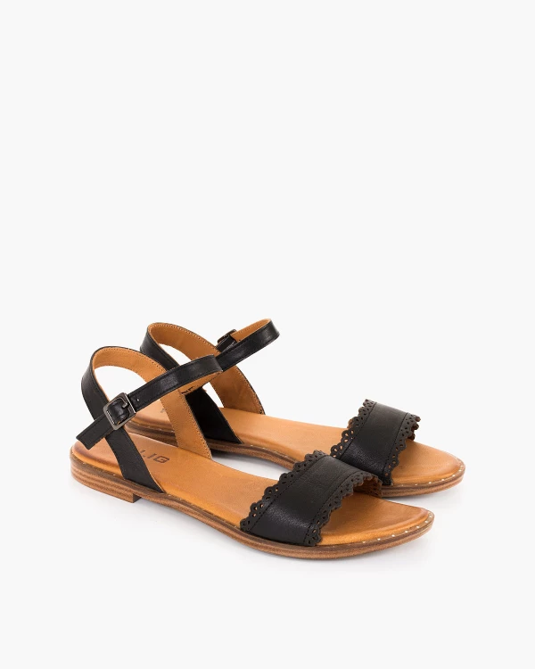 Czarne sandały damskie ze skóry naturalnej 2