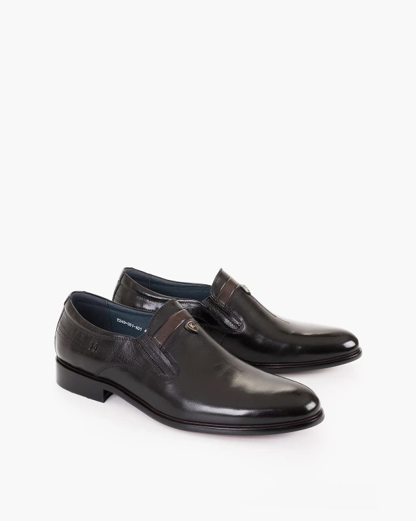 Czarne półbuty męskie wizytowe ze skóry lakierowanej 2