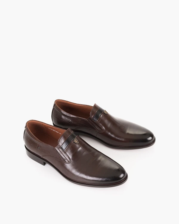 Ciemnobrązowe półbuty wizytowe lakierowane ze skóry naturalnej