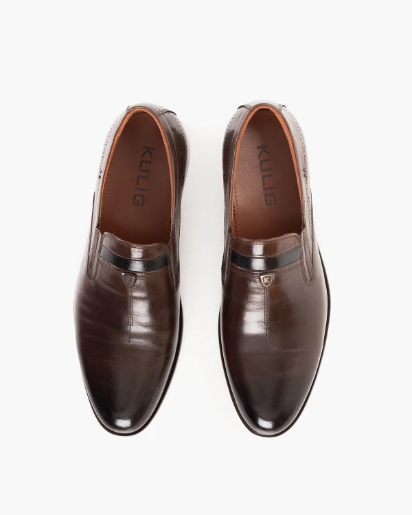 Ciemnobrązowe półbuty wizytowe lakierowane ze skóry naturalnej 3