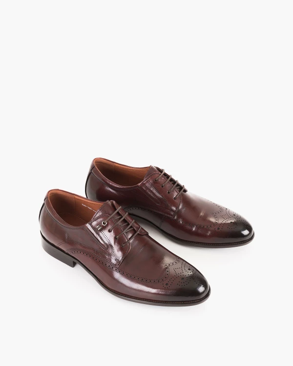 Bordowe półbuty wizytowe z naturalnej skóry lakierowanej