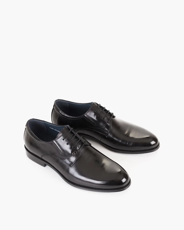 Czarne półbuty wizytowe lakierowane ze skóry naturalnej