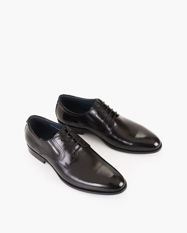 Czarne półbuty męskie wizytowe lakierowane