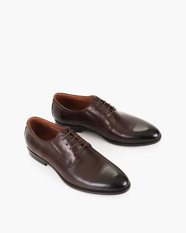 Ciemnobrązowe półbuty wizytowe ze skóry lakierowanej