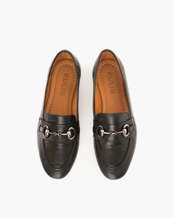 Czarne mokasyny damskie z naturalnej skóry licowej na niskim obcasie 3