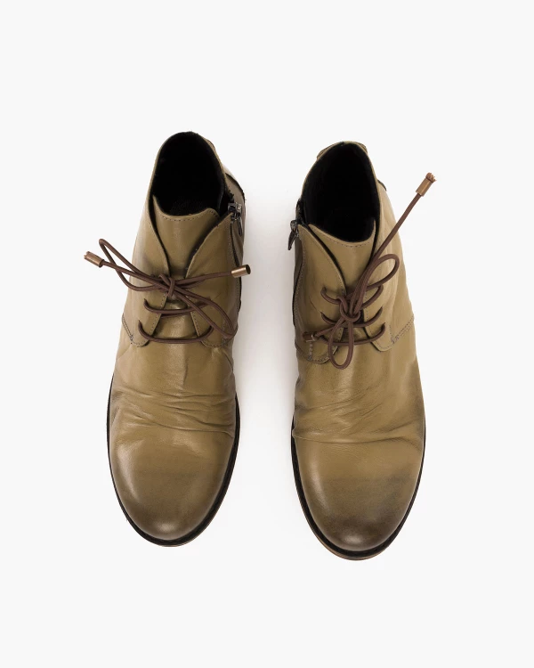 Oliwkowe trzewiki damskie sznurowane ze skóry licowej 3