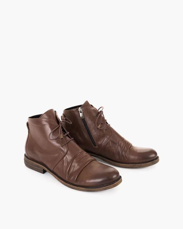 Brązowe trzewiki damskie skórzane na niskim obcasie 2