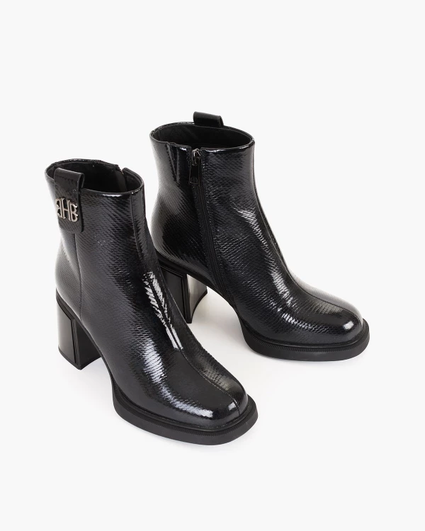 Czarne botki damskie skórzane na wysokim słupku 5