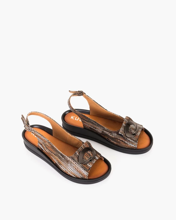 Wielokolorowe sandały damskie ze skóry naturalnej z motywem 5