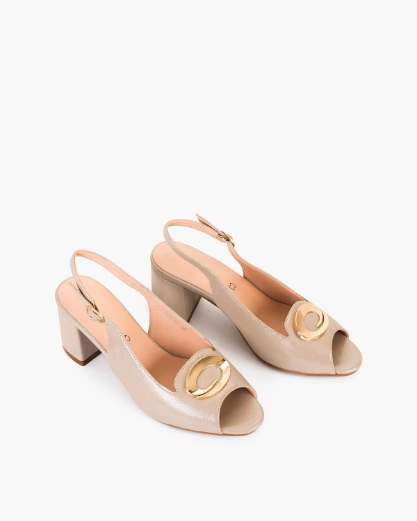 Złote sandały damskie ze skóry ekologicznej na słupku 5