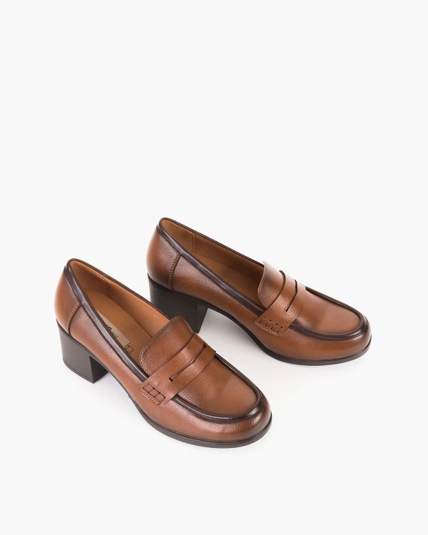 Brązowe mokasyny ze skóry ekologicznej na obcasie 5