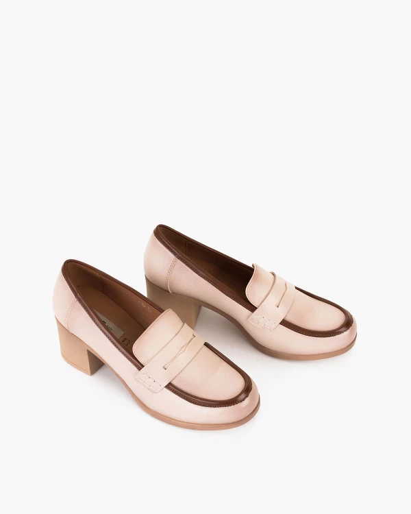 Beżowe mokasyny ze skóry ekologicznej na obcasie 5