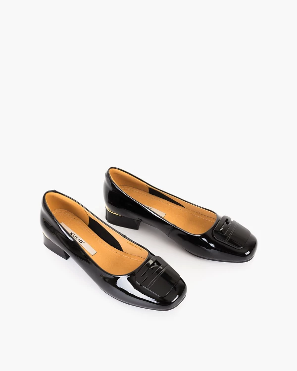 Czarne czółenka ze skóry lakierowanej na klocku 5