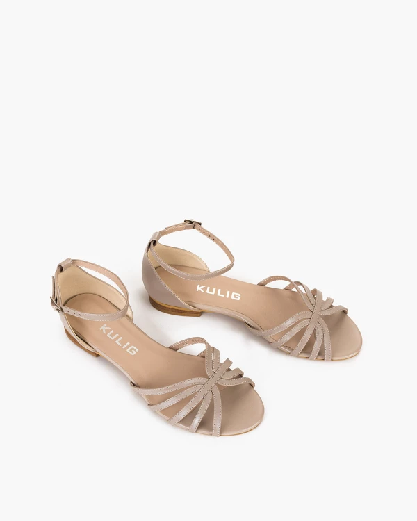 Perłowe sandały damskie skórzane na niskim obcasie 5