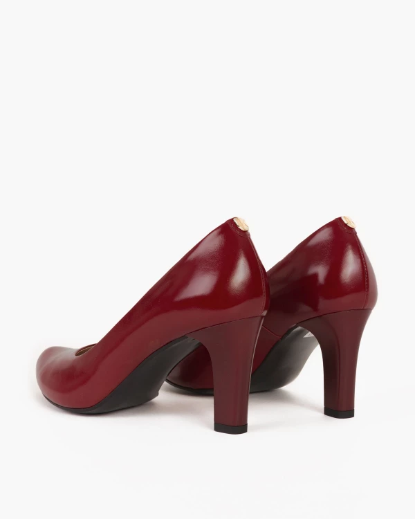 Czerwone czółenka skórzane na słupku 024 5