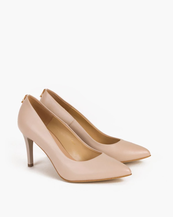 Beżowe czółenka skórzane na szpilce 024