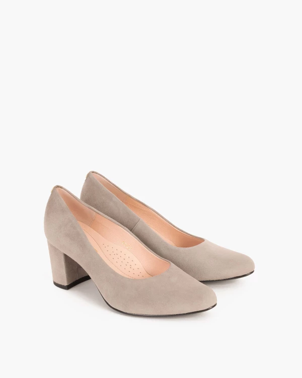 Szare czółenka zamszowe na słupku 024