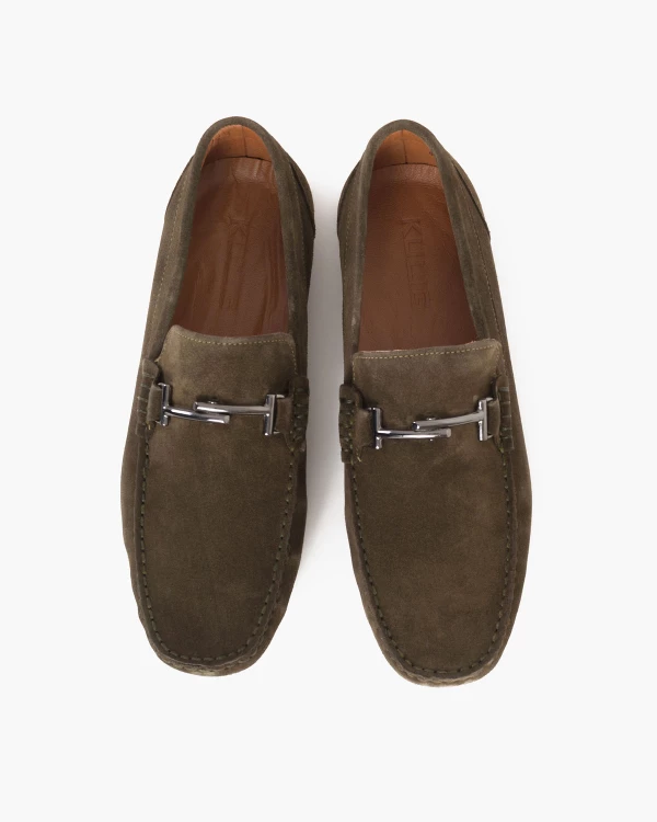 Oliwkowe mokasyny męskie nubukowe z klamrą