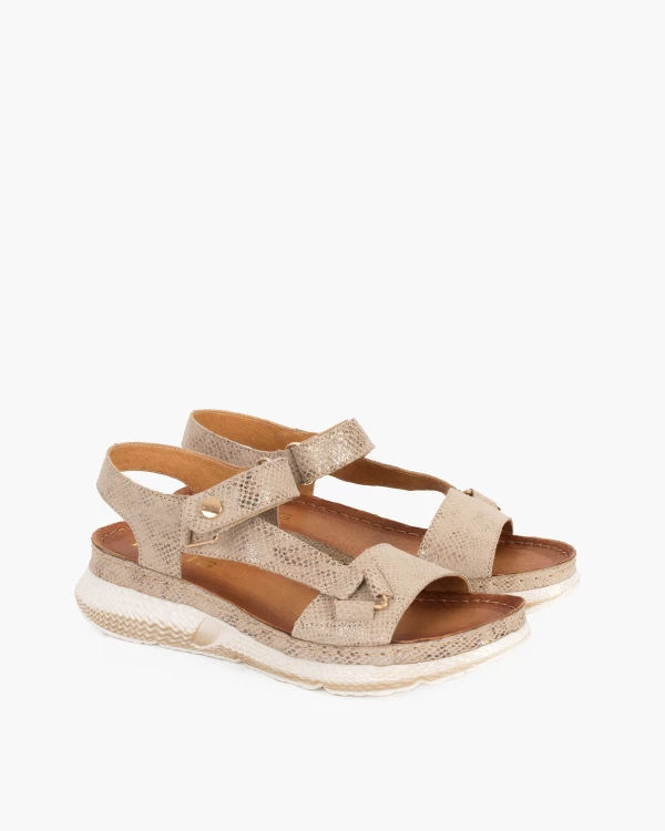 Beżowe sandały damskie nubukowe na rzep 3