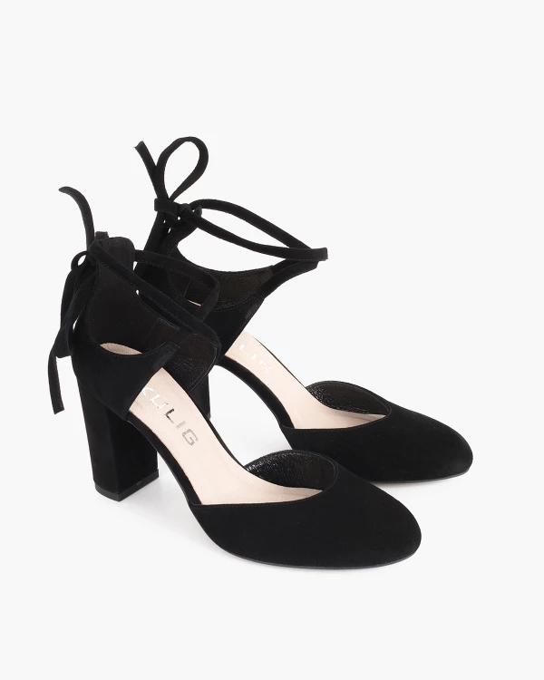 Czarne czółenka zamszowe na słupku 3