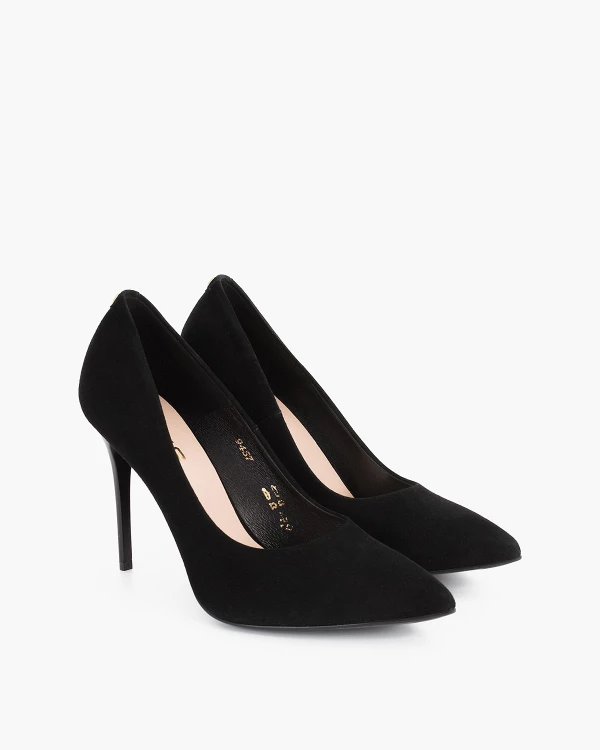 Czarne czółenka zamszowe na szpilce 6