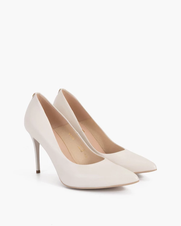 Perłowe czółenka skórzane na szpilce 7