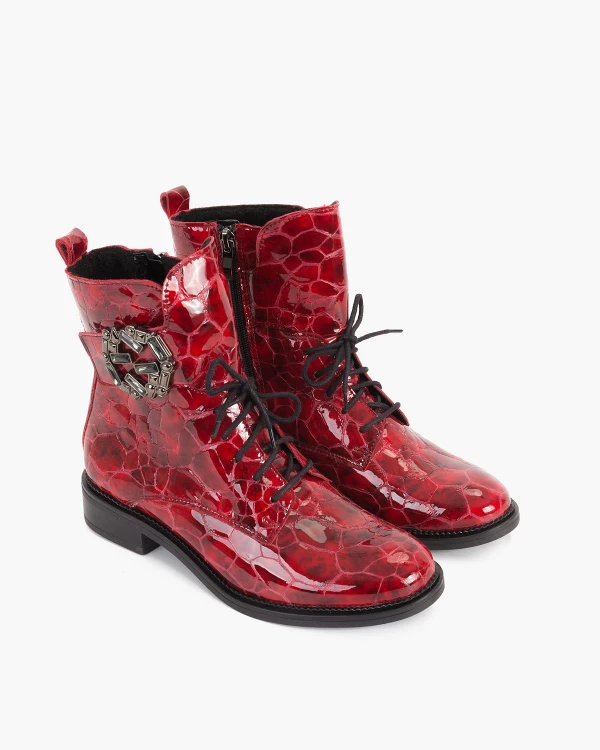 Czerwone trzewiki damskie lakierowane 6