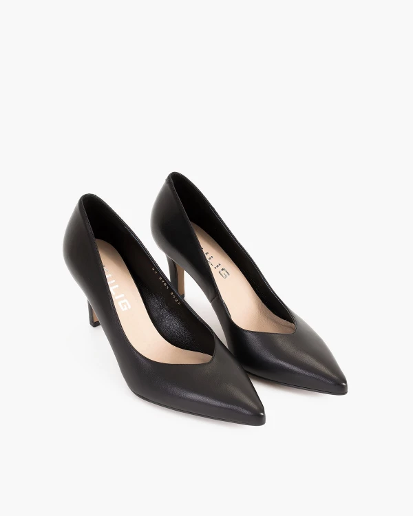 Czarne czółenka skórzane na szpilce 4