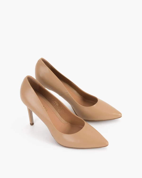 Beżowe czółenka skórzane na szpilce 6