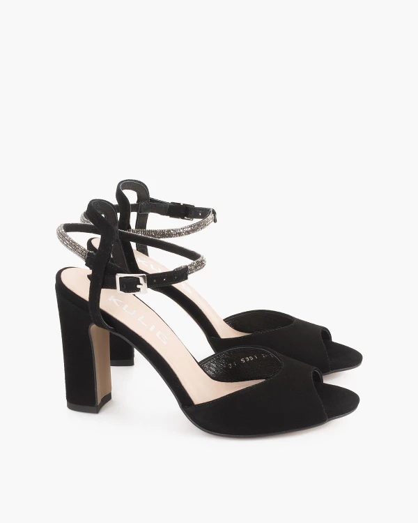 Czarne sandały damskie zamszowe na słupku 2