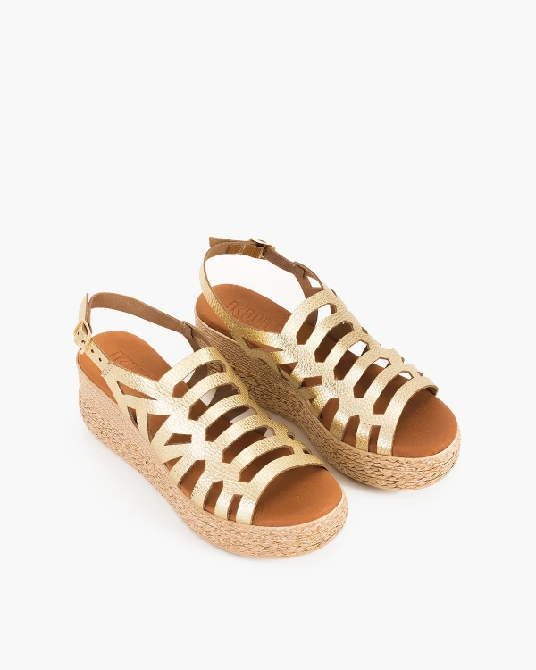 Złote sandały damskie skórzane na koturnie 5