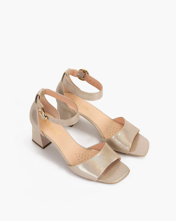 Złote sandały damskie nubukowe na słupku 5