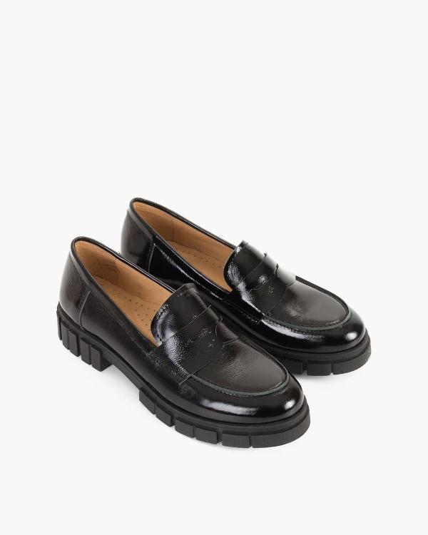 Czarne mokasyny damskie lakierowane 5