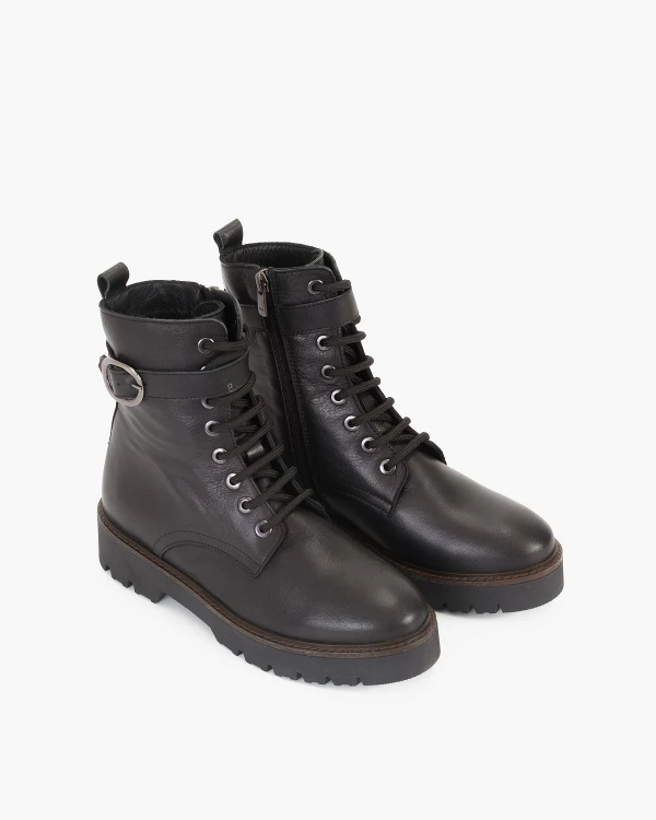 Czarne trzewiki damskie skórzane z klamrą 5